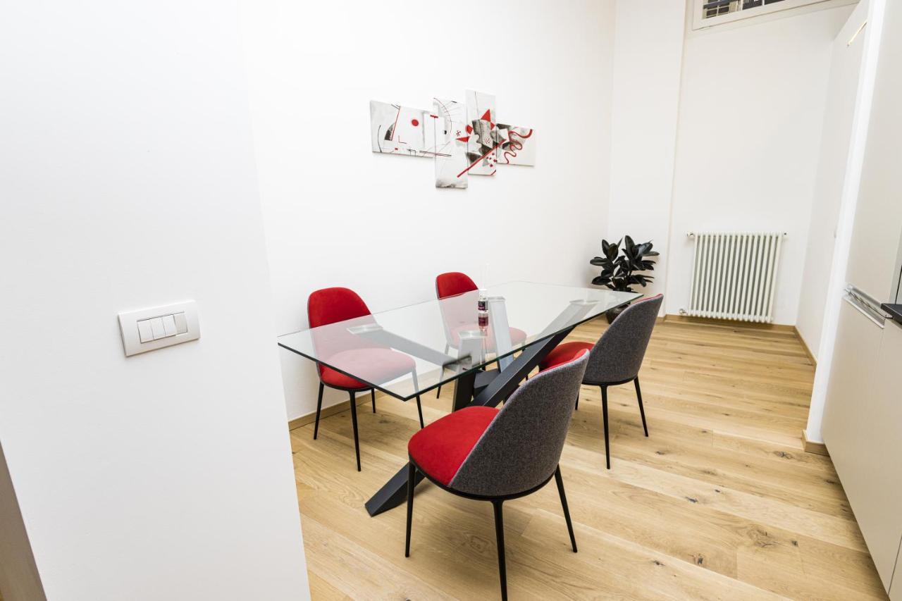 Loft La Sedia Rossa - Centro Storico Διαμέρισμα Μιλάνο Εξωτερικό φωτογραφία