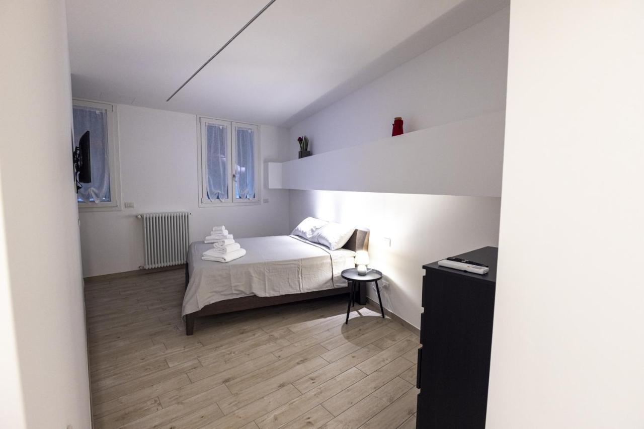 Loft La Sedia Rossa - Centro Storico Διαμέρισμα Μιλάνο Εξωτερικό φωτογραφία