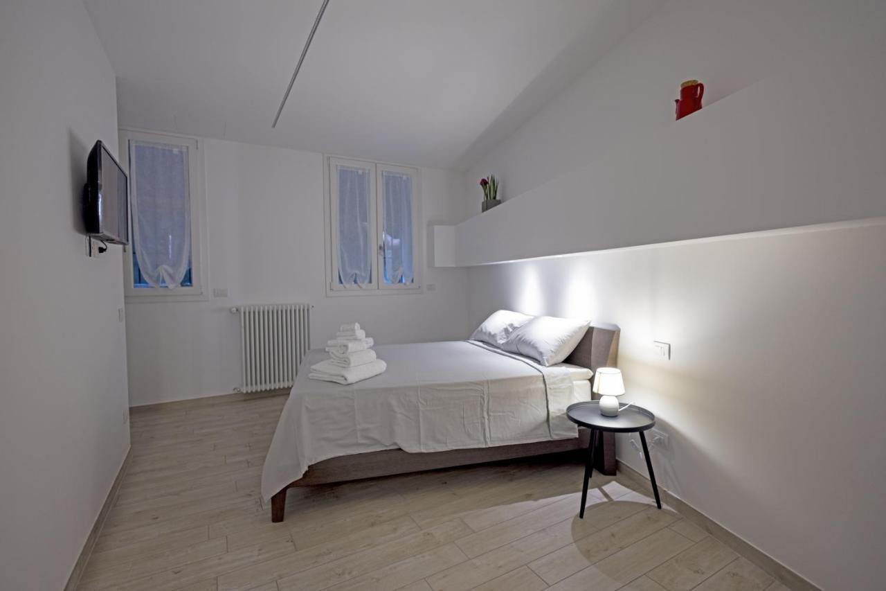 Loft La Sedia Rossa - Centro Storico Διαμέρισμα Μιλάνο Εξωτερικό φωτογραφία